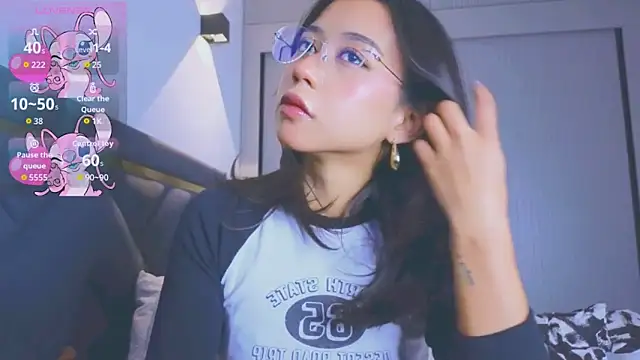 Mia Tin online show from 26, 11, 2025