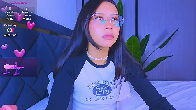 Mia Tin online show from 13, 5, 2026