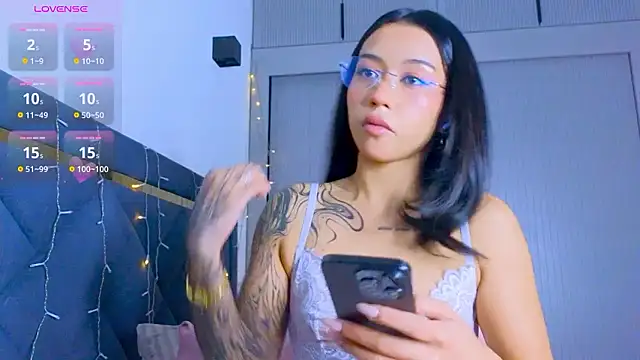 Mia Tin online show from 7, 1, 2026