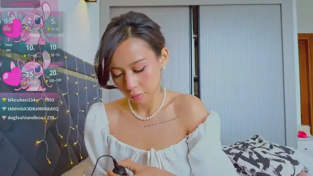 Mia Tin online show from 10, 3, 2025