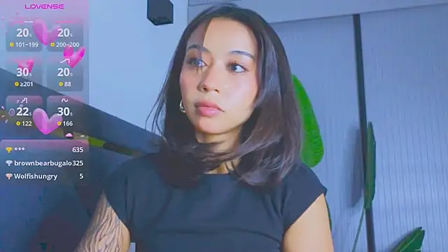 Mia Tin online show from 18, 9, 2025