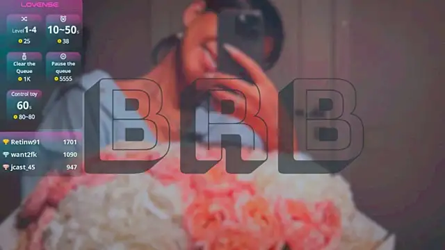 Mia Tin online show from 17, 3, 2025