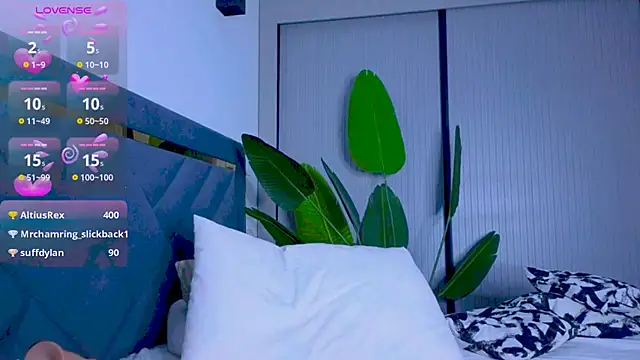 Mia Tin online show from 20, 9, 2025