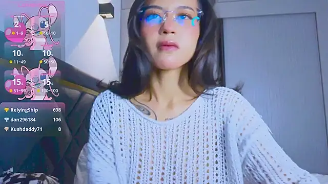 Mia Tin online show from 15, 11, 2025