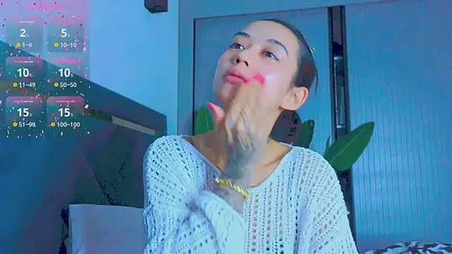 Mia Tin online show from 10, 9, 2025