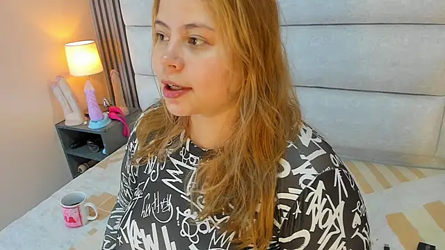 EYMI TOMSOM online show from 2, 10, 2025