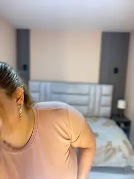 EYMI TOMSOM online show from 7, 10, 2025