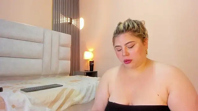 EYMI TOMSOM online show from 29, 10, 2025