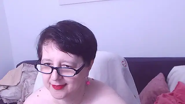 Snapshot of ChristaRose chatting on 11, 6, 2026 ChristaRose online show from 11, 6, 2026