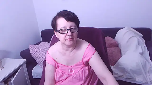 Snapshot of ChristaRose chatting on 3, 7, 2026 ChristaRose online show from 3, 7, 2026