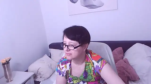 ChristaRose online show from 5, 4, 2026