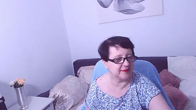 ChristaRose online show from 18, 10, 2025