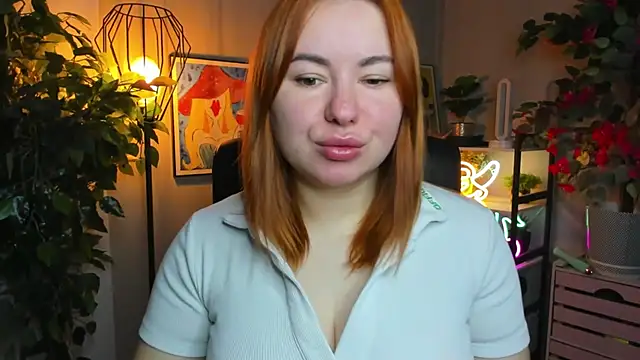 LAYLAxSTAR online show from 9, 11, 2025