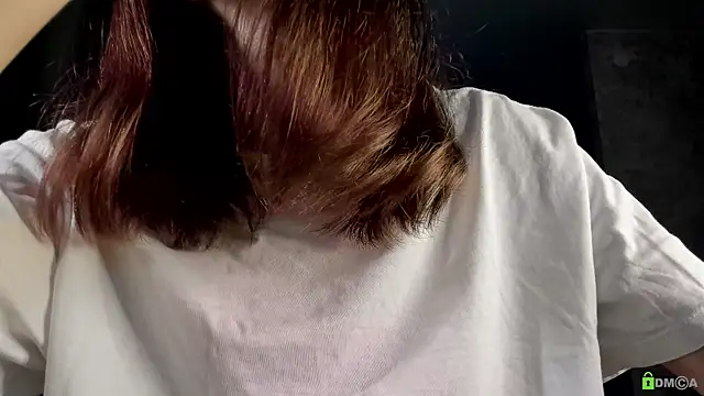 Courtney Luv online show from 12, 10, 2025