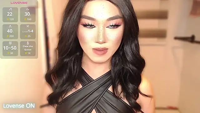 Local Hoelyx online show from 9, 10, 2025