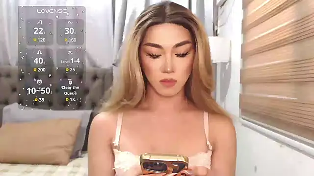 Local Hoelyx online show from 13, 1, 2025