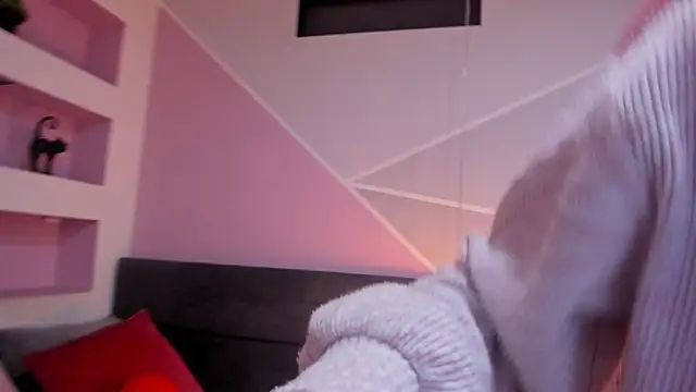  liathompsom09 online show from 16, 12, 2025