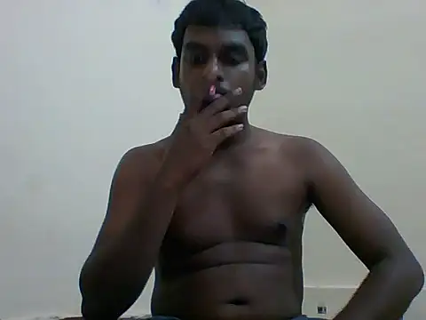 Snapshot of Slavebottombdsm09 chatting on 10, 9, 2025 Slavebottombdsm09 online show from 10, 9, 2025