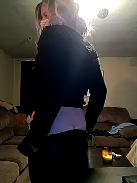 LittleblondeTS online show from 13, 2, 2026