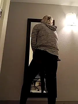 LittleblondeTS online show from 8, 11, 2025