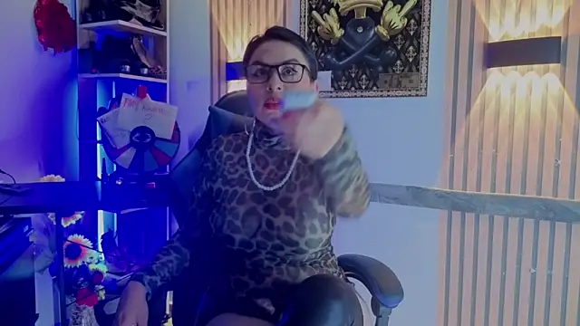 Ivvannaparis online show from 9, 2, 2026