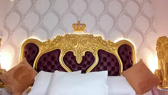 Snapshot of AnaisClark chatting on 13, 11, 2025 AnaisClark online show from 13, 11, 2025