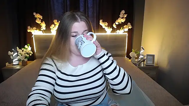 JessikaDaniel online show from 10, 3, 2026