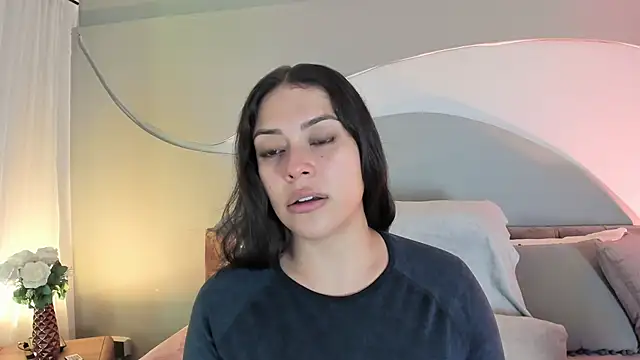 Nicolle W online show from 30, 9, 2025