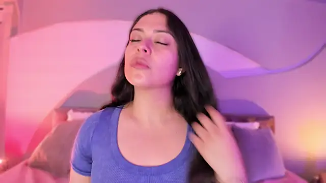 Nicolle W online show from 25, 9, 2025