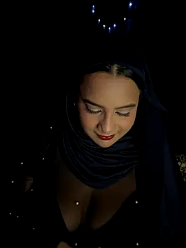 Snapshot of Maryam_yamal chatting on 23, 9, 2025 Maryam yamal online show from 23, 9, 2025