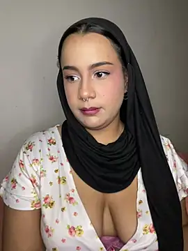 Snapshot of Maryam_yamal chatting on 16, 2, 2025 Maryam yamal online show from 16, 2, 2025