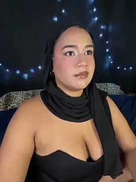 Snapshot of Maryam_yamal chatting on 24, 10, 2025 Maryam yamal online show from 24, 10, 2025