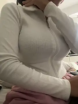 DulceMya6 online show from 27, 5, 2026