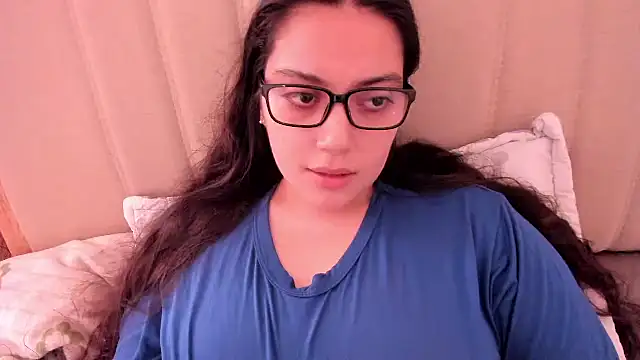 Snapshot of roniewester chatting on 26, 6, 2026 roniewester online show from 26, 6, 2026