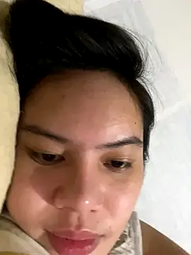 Hebefemme online show from 13, 12, 2025