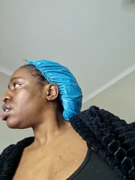 Sexynaughty Gal online show from 13, 4, 2026