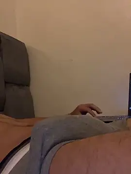 Snapshot of reyadXxxx chatting on 17, 6, 2026 reyadXxxx online show from 17, 6, 2026