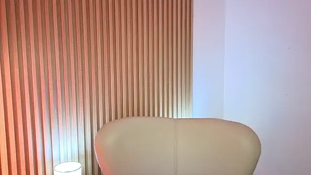 Snapshot of MarianL0ve chatting on 6, 10, 2025 MarianL0ve online show from 6, 10, 2025