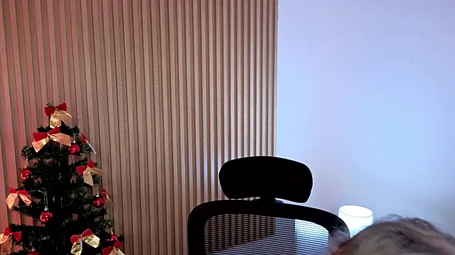 Snapshot of MarianL0ve chatting on 29, 11, 2025 MarianL0ve online show from 29, 11, 2025