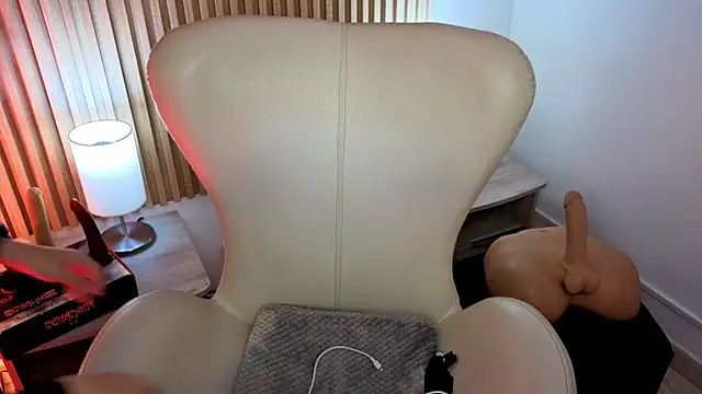 Snapshot of MarianL0ve chatting on 19, 9, 2025 MarianL0ve online show from 19, 9, 2025