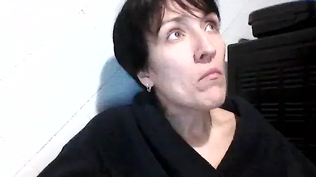 SunnyAmorre online show from 19, 10, 2025