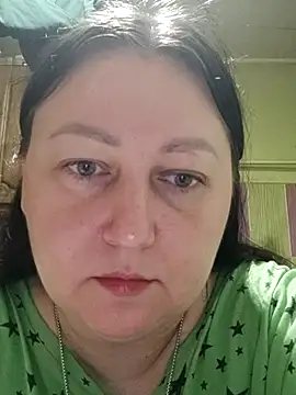 Snapshot of Rini333 chatting on 28, 10, 2025 Rini333 online show from 28, 10, 2025