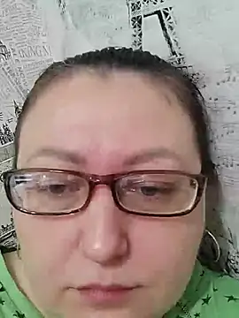 Snapshot of Rini333 chatting on 13, 11, 2025 Rini333 online show from 13, 11, 2025