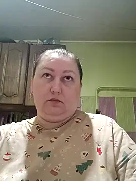 Snapshot of Rini333 chatting on 24, 11, 2025 Rini333 online show from 24, 11, 2025