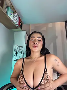 AsianMilfSheryl online show from 27, 3, 2026