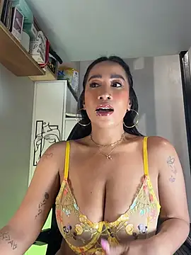 Snapshot of AsianMilfSheryl chatting on 25, 6, 2026 AsianMilfSheryl online show from 25, 6, 2026