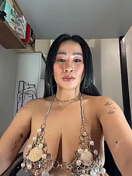 AsianMilfSheryl online show from 25, 4, 2026