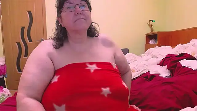 Snapshot of HugeTits chatting on 15, 2, 2026 HugeTits online show from 15, 2, 2026