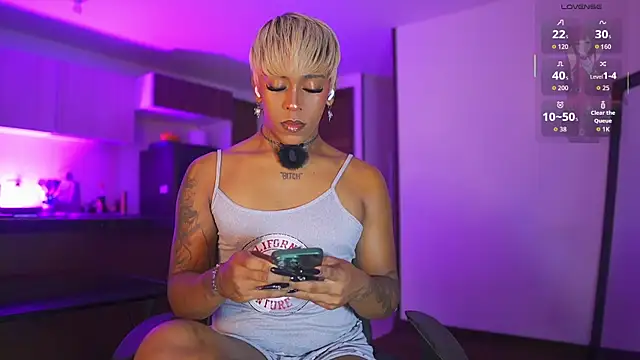 AmberRaus online show from 16, 11, 2025