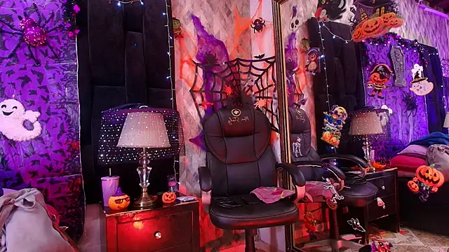 shelsyloreds online show from 8, 10, 2025